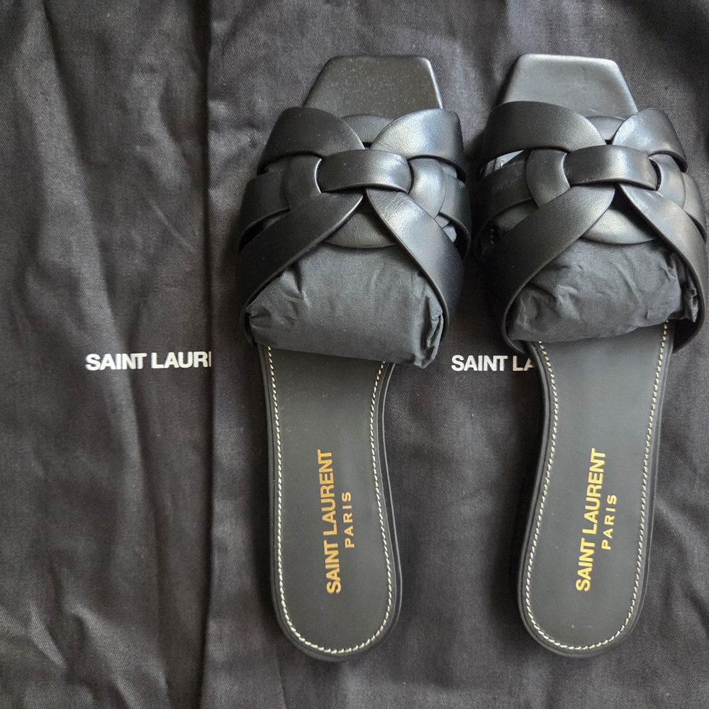 ❌SOLD❌ NWT Saint Laurent Black Leather Sandals - Picture 2 of 8